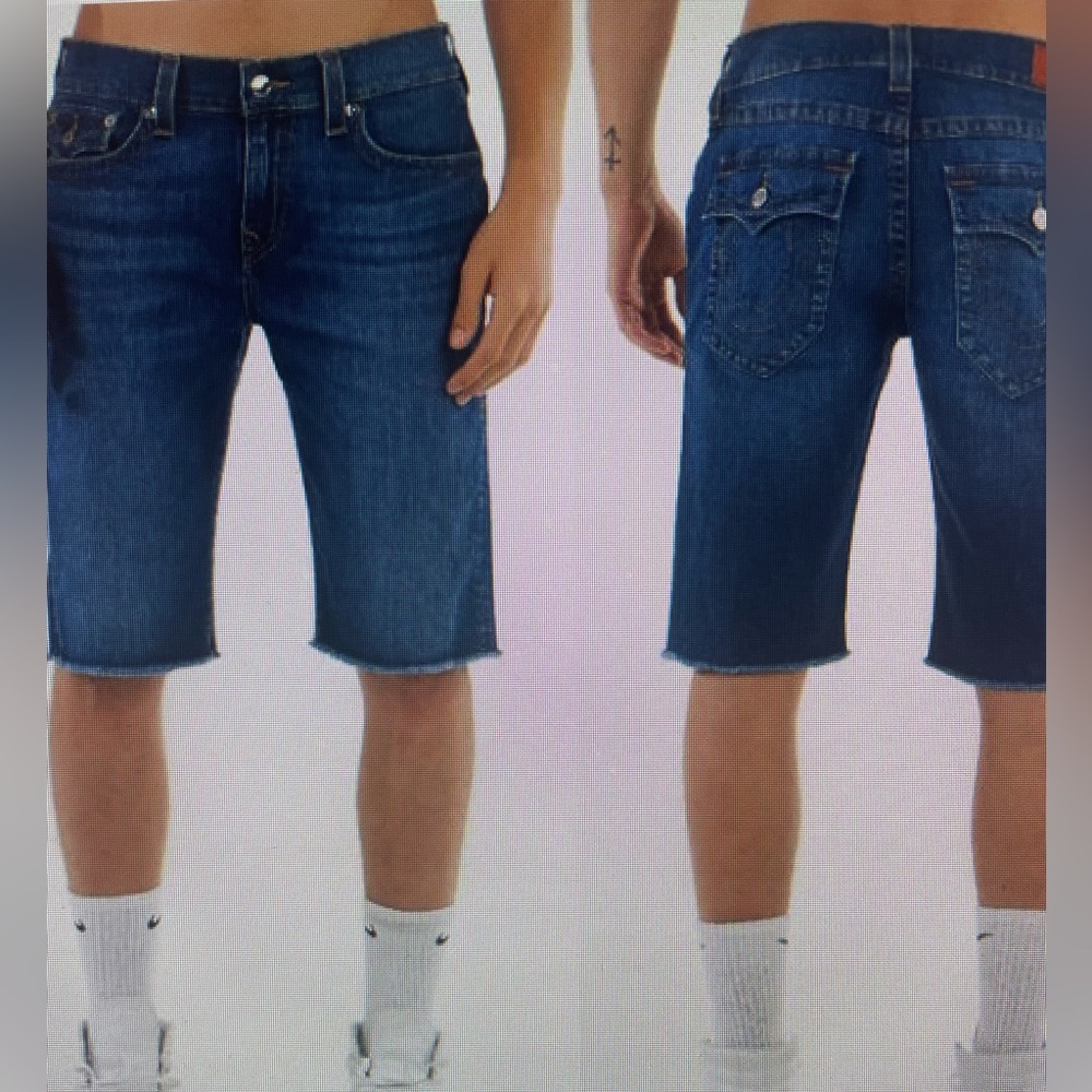 TRUE RELIGION Ricky Relaxed Straight Short 30.